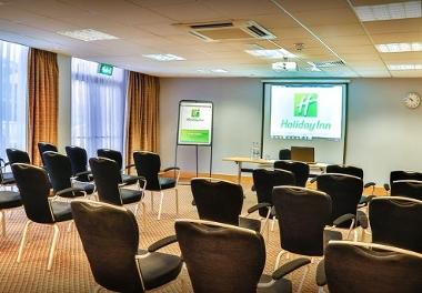 Holiday Inn corporate meeting space